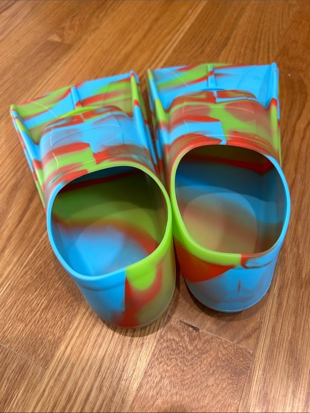 Kids Water Fins Blue, Green, Red flipper shoes boys size USA 1.5-2 flippers